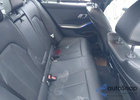 2022 BMW 3 Series M340I xDrive z USA, uszkodzony, nr VIN 3MW5U9J04N8C32530